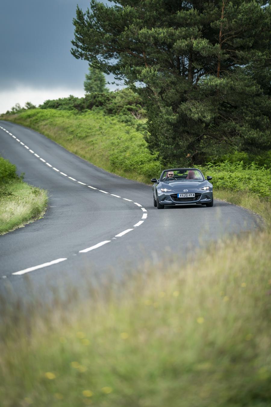  Mazda MX-5 R-Sport (ND) 2020 года  (UK) (фото 28 из 86)
